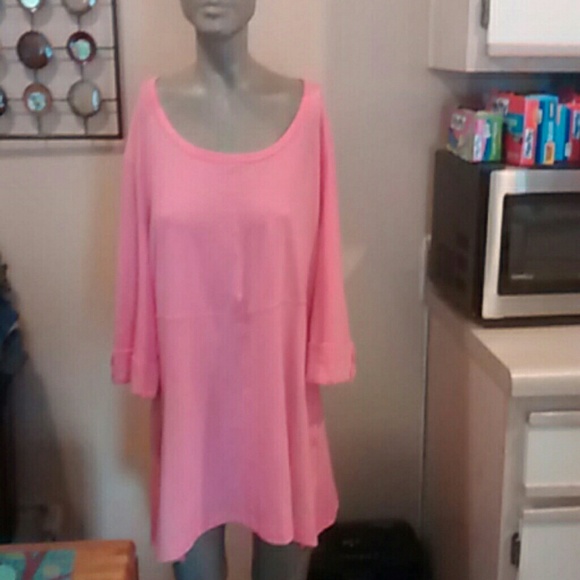 Tops - Simply Noelle Top XXL